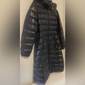 Aritzia Babaton “Hudson” black long puffer coat.
